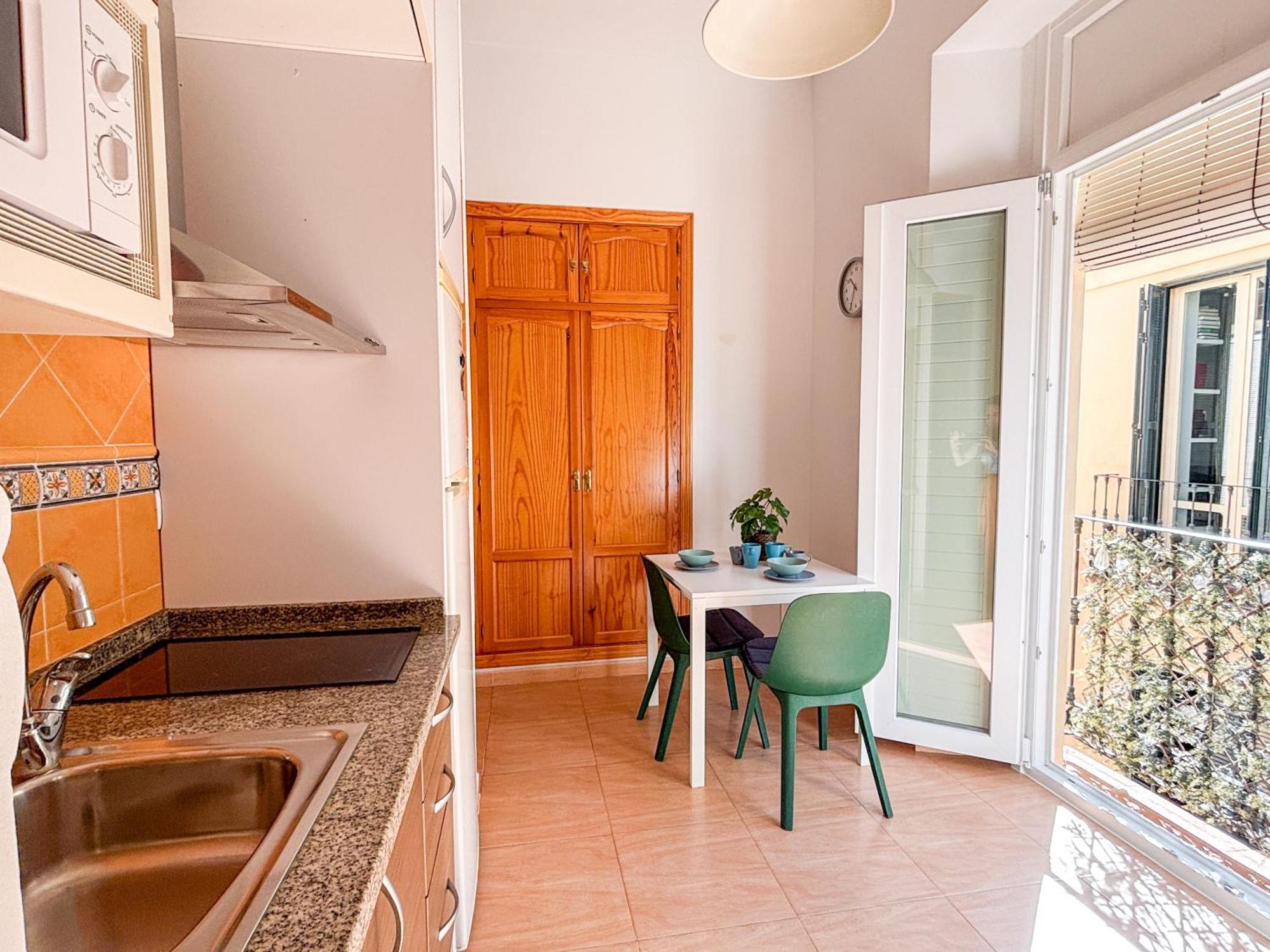 Plz De La Merced Solera Apartment Málaga