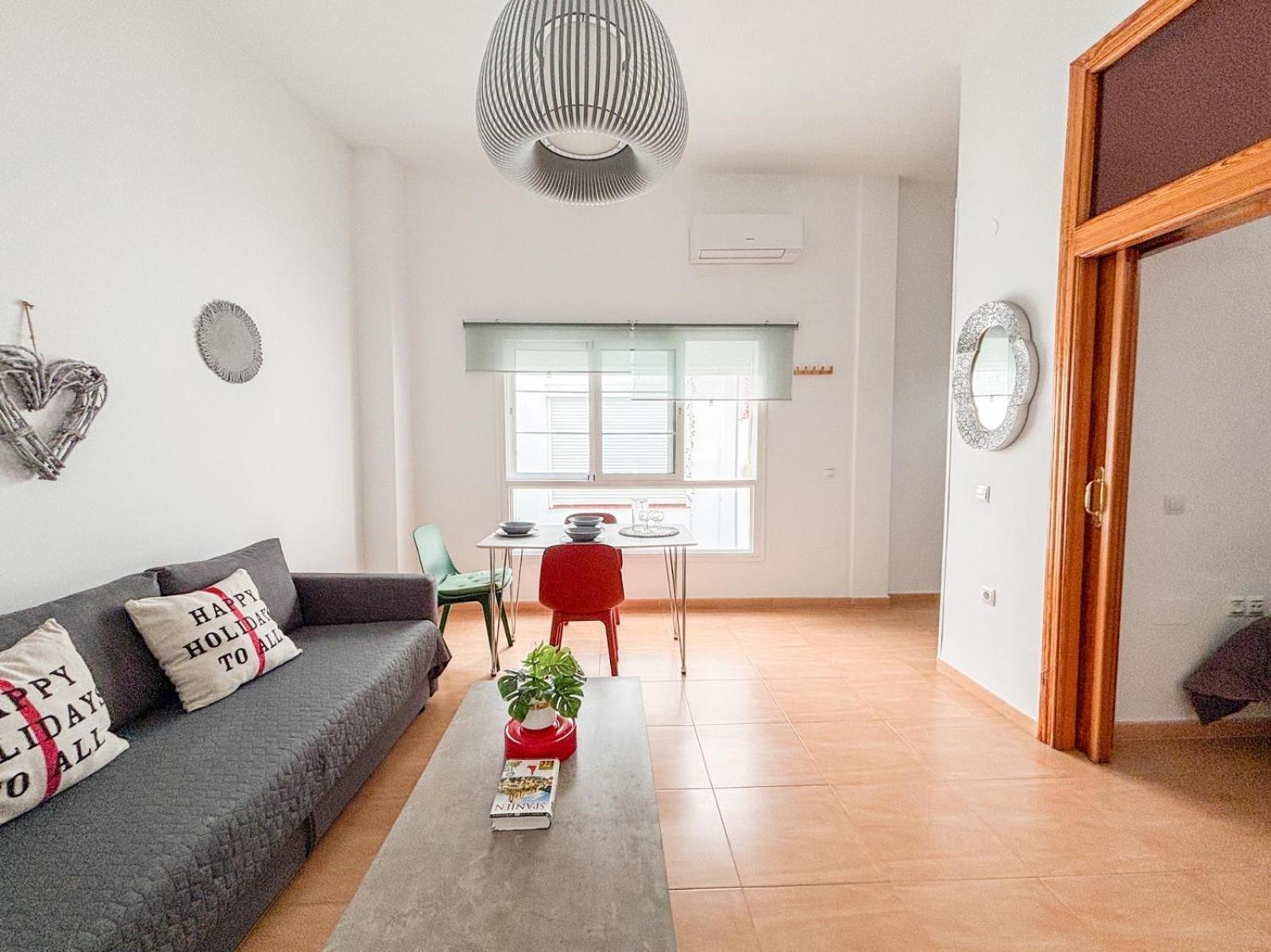 Plz De La Merced Solera Apartment *