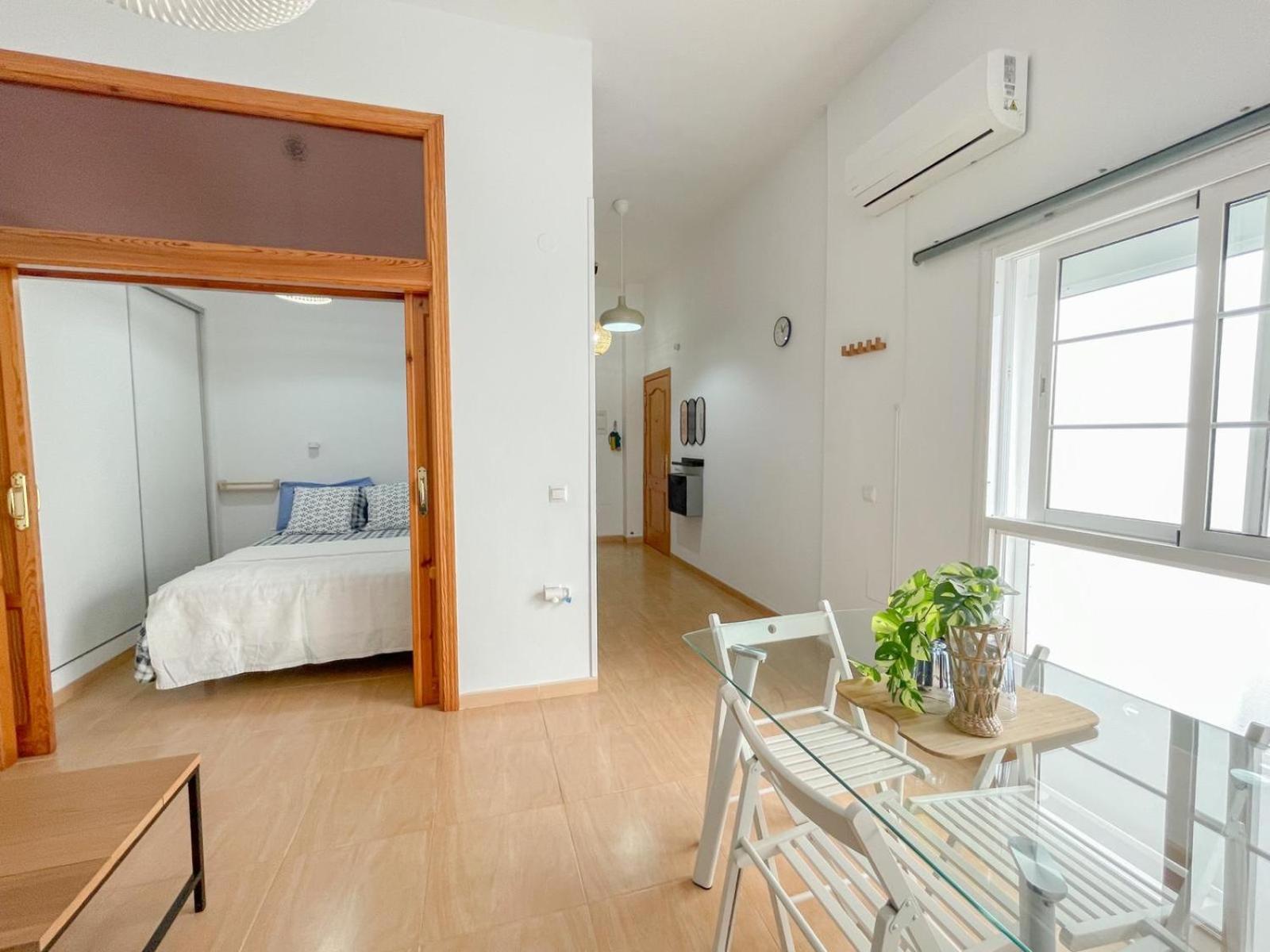 Plz De La Merced Solera Apartment Málaga