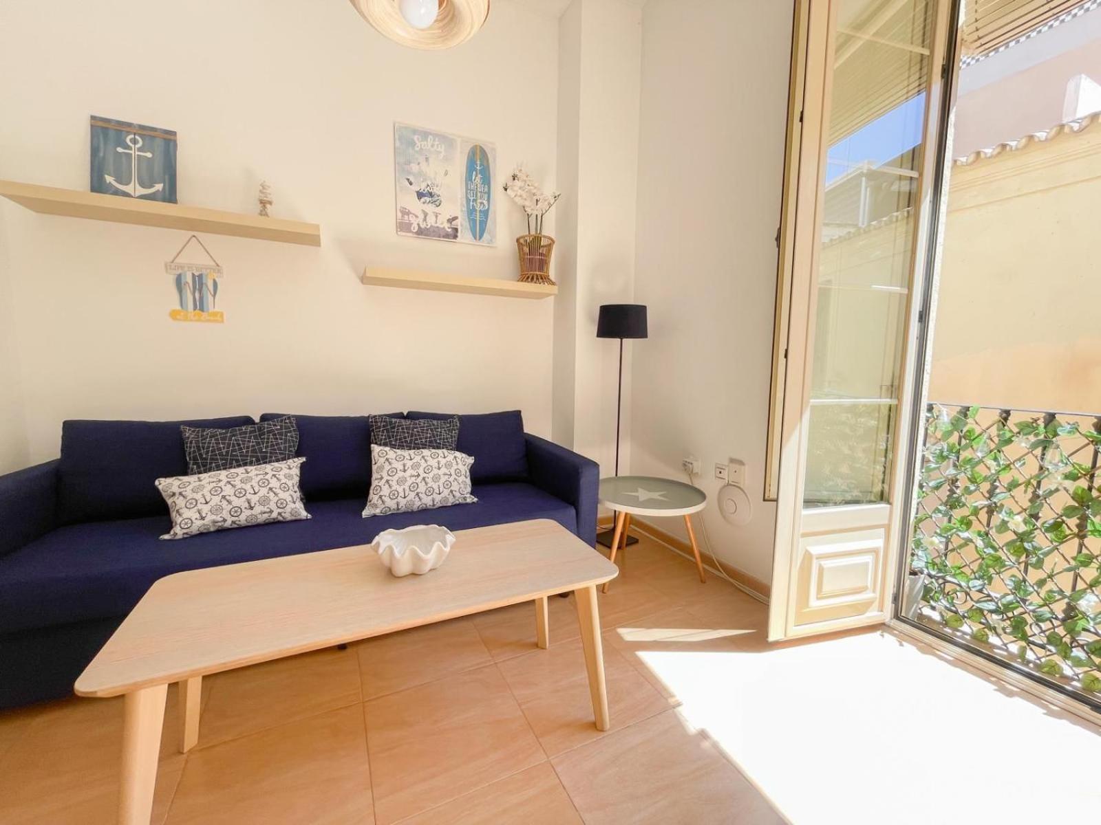 Plz De La Merced Solera Apartment *